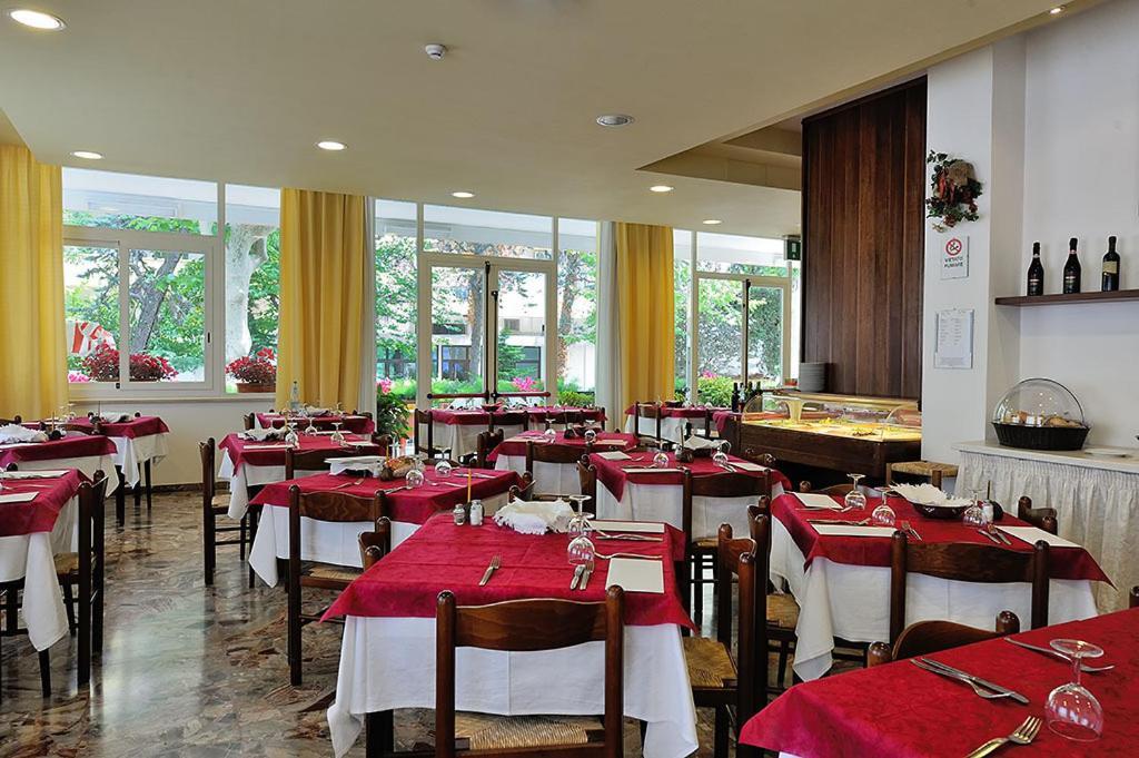 Hotel Samoa ريميني المظهر الخارجي الصورة