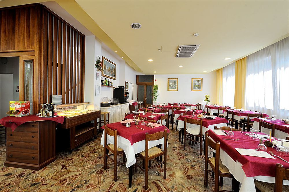 Hotel Samoa ريميني المظهر الخارجي الصورة