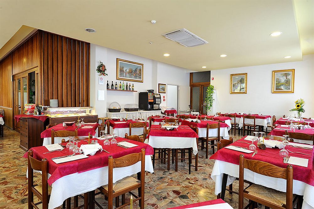 Hotel Samoa ريميني المظهر الخارجي الصورة